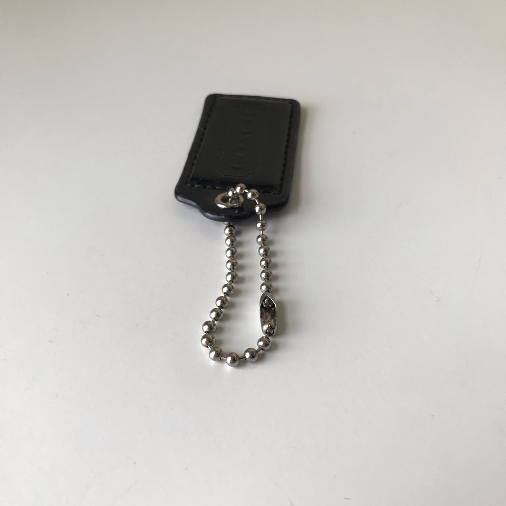 Coach Patent Leather Large Hang Tag On Ball Chain - Picture 6 of 12